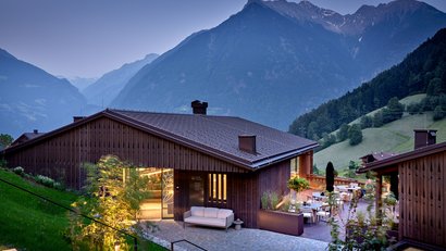Nuova apertura: AMONTI Chalets Alto Adige